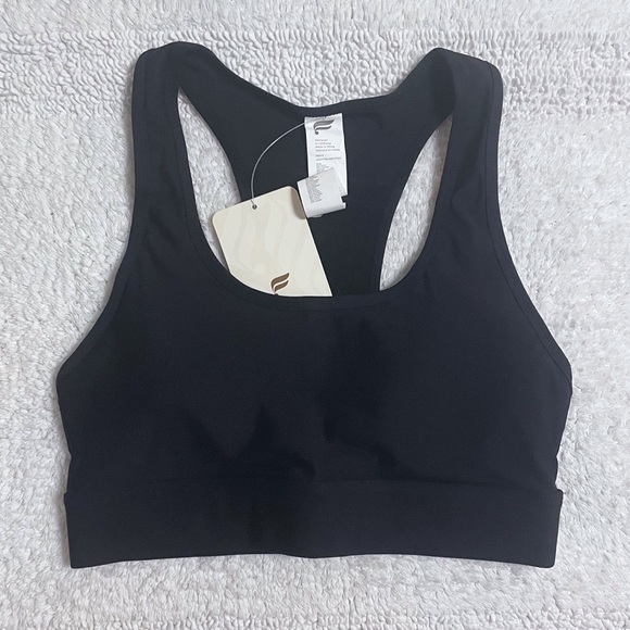 Black Fabletics Athleisure Set - Picture 4 of 15